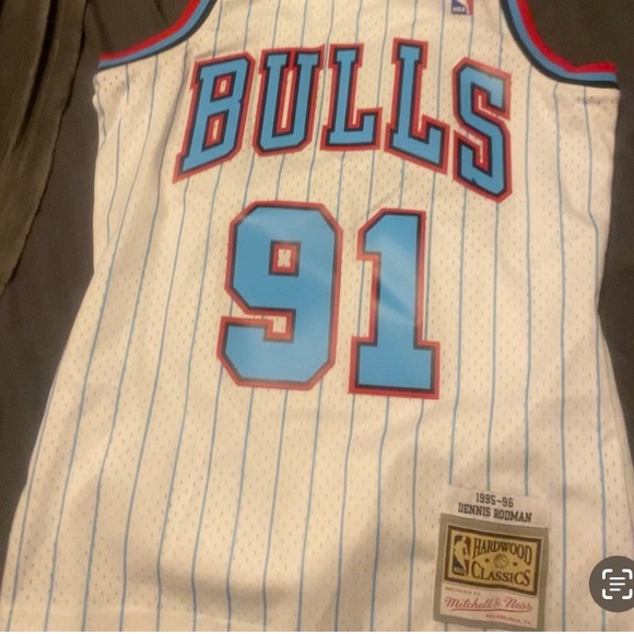 Dennis Rodman throw back - Picture 2 of 2